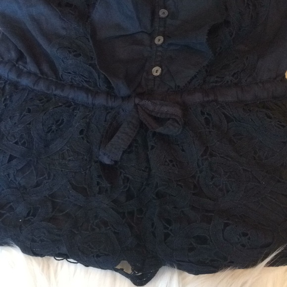 Abercrombie & Fitch button down lace tank - Picture 2 of 4